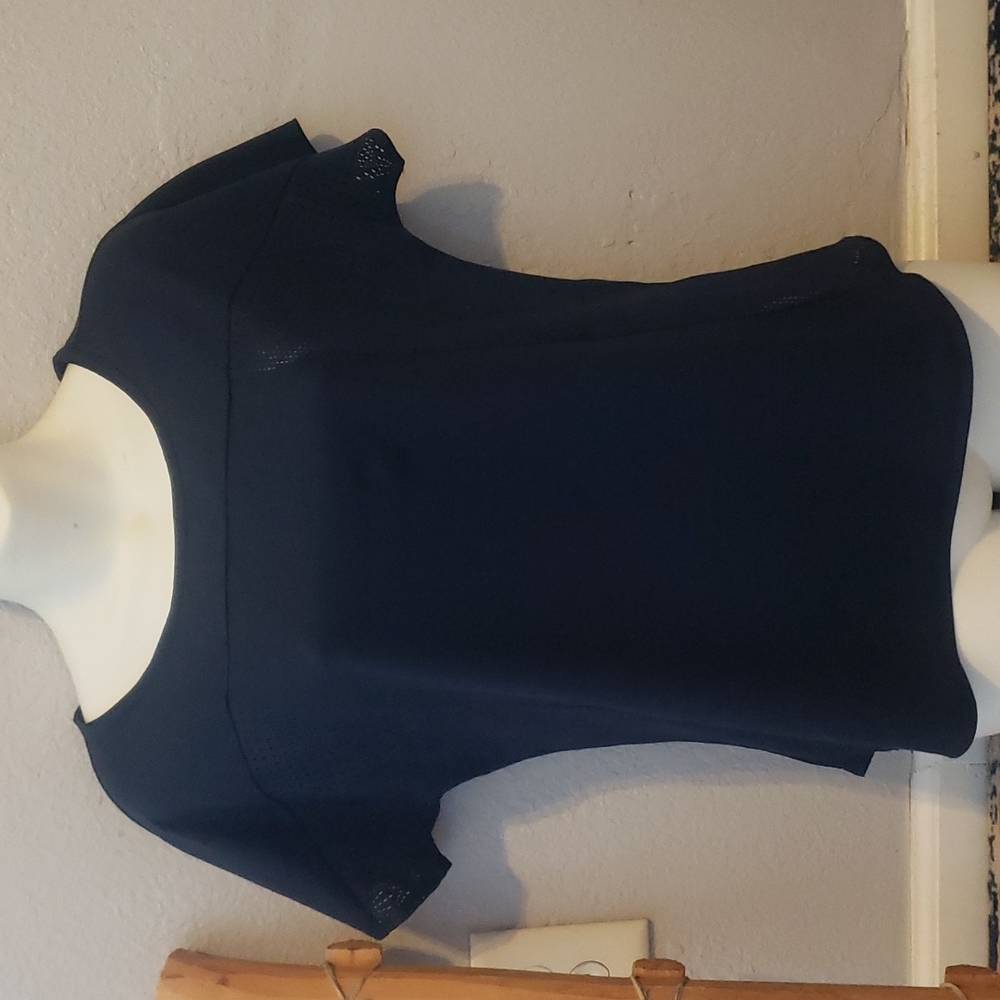 The North Face Mesh Around Flash Dry Top Navy Blue Relaxed Short Sleeve